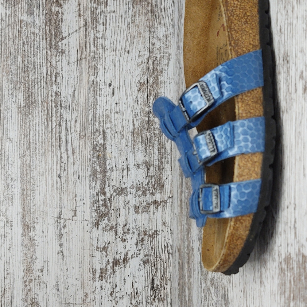 🟦Sz 37 Like New Birkenstock Blue Triple Strap Slide Sandal - Picture 3 of 16